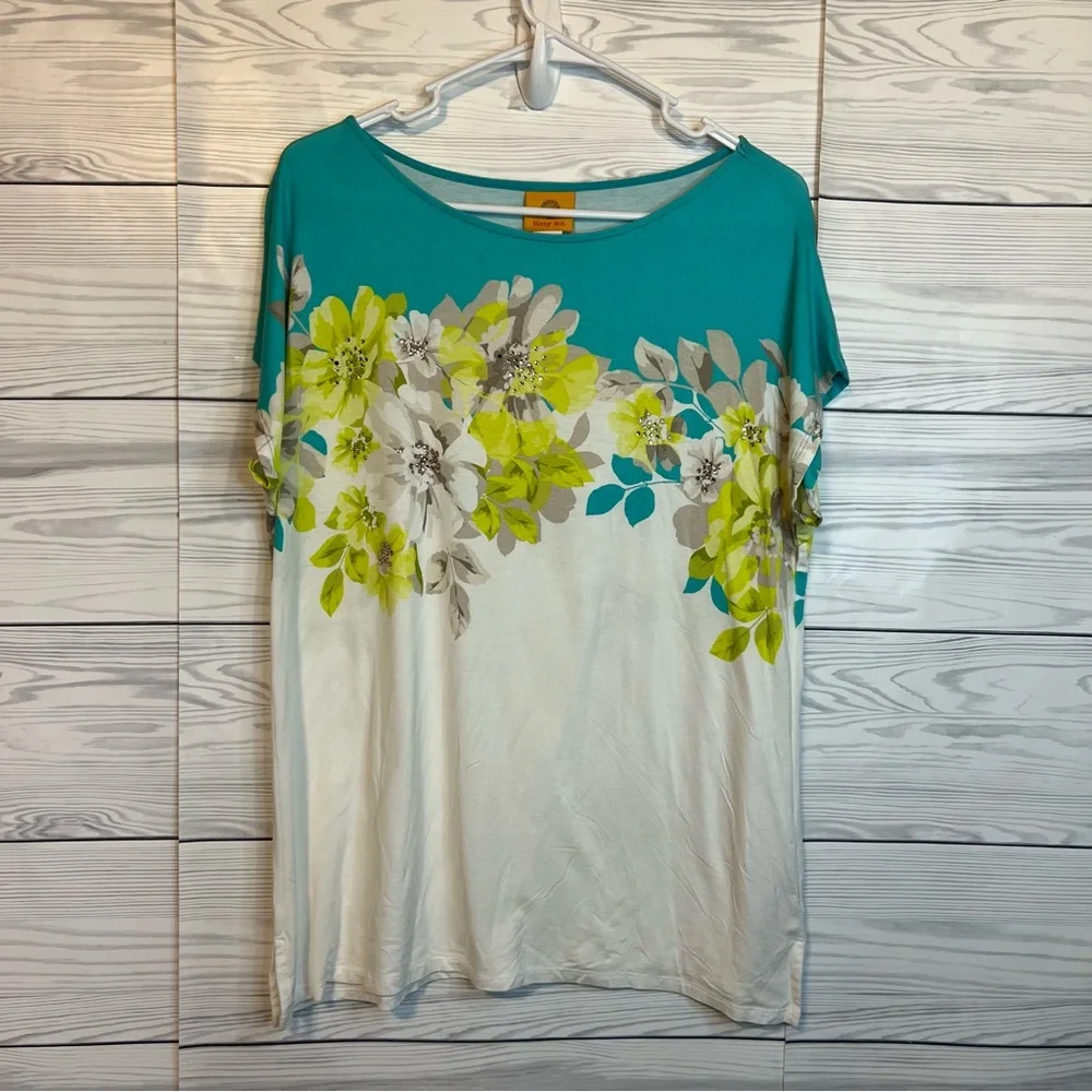 Large  Ruby Rd.  Top - Picture 2 of 4